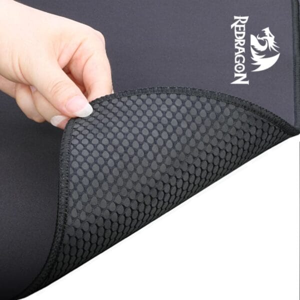 RD-P031_wr_02 REDRAGON MOUSEPAD FLICK LARGE 400X450 BLACK